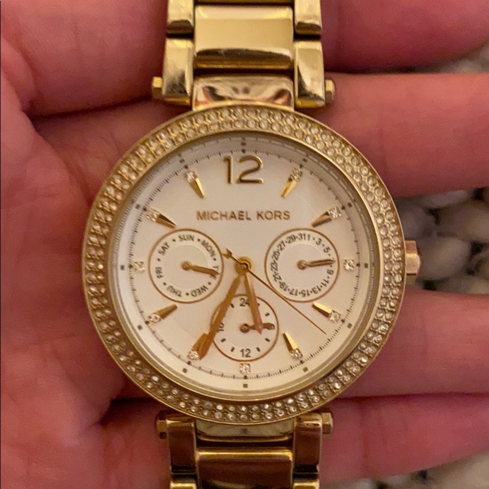 MK watch - Picture 4 of 4